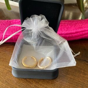 Jessica Simpson Gold Hoop Earrings